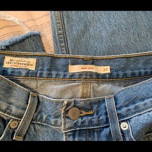 Levi Mom Jean
